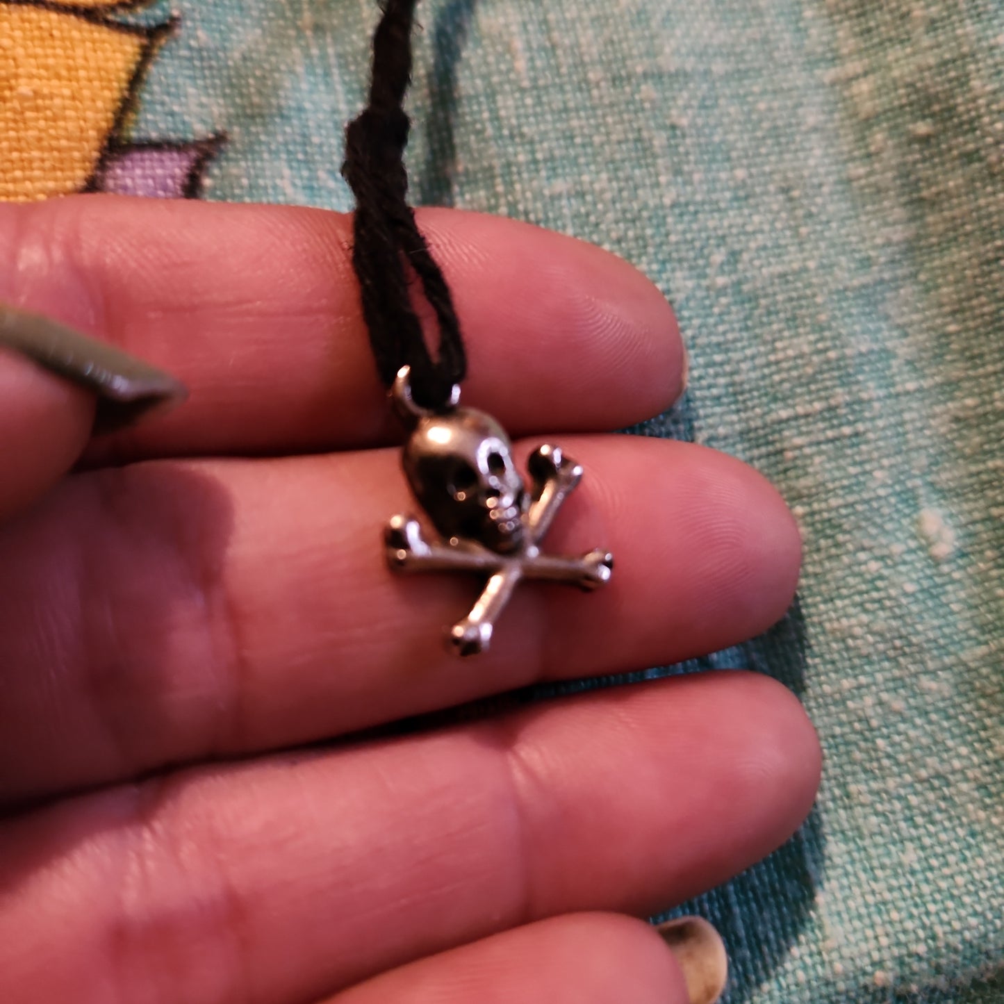 gold tone chip cage pendulum