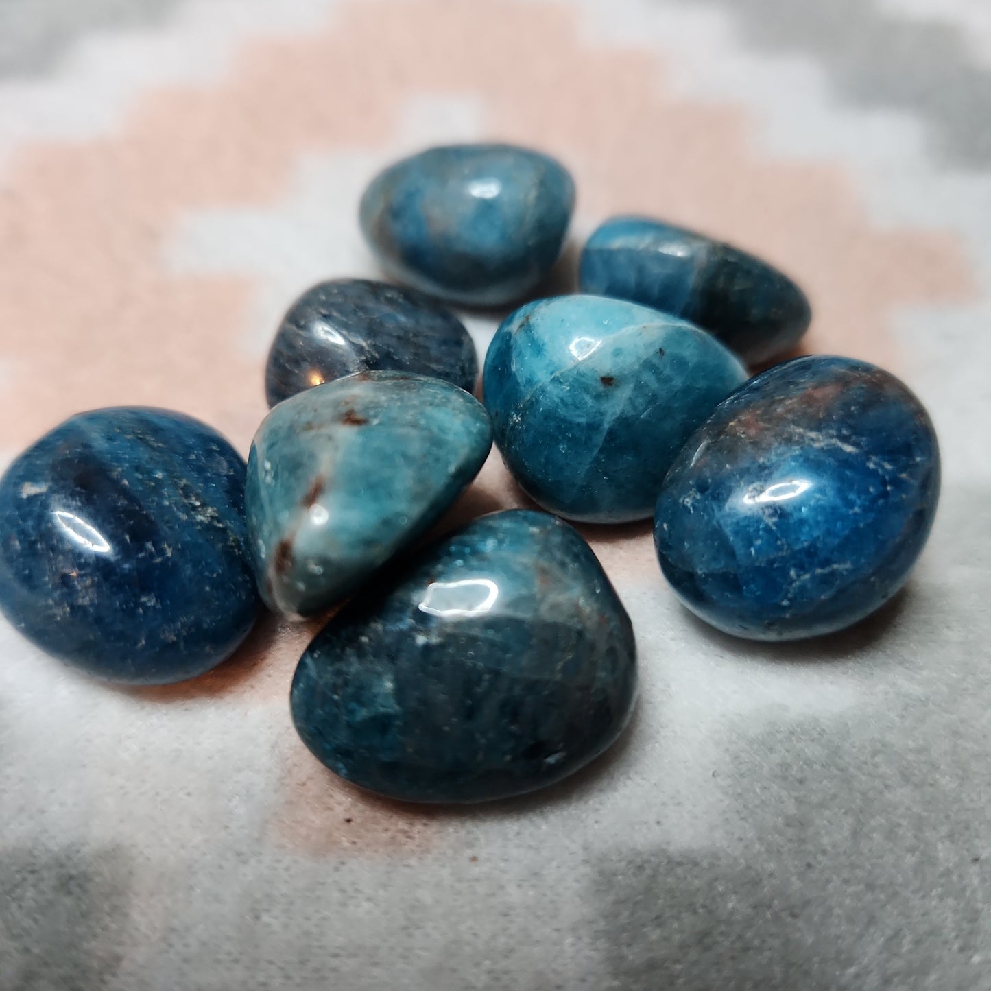 Blue apatite tumble