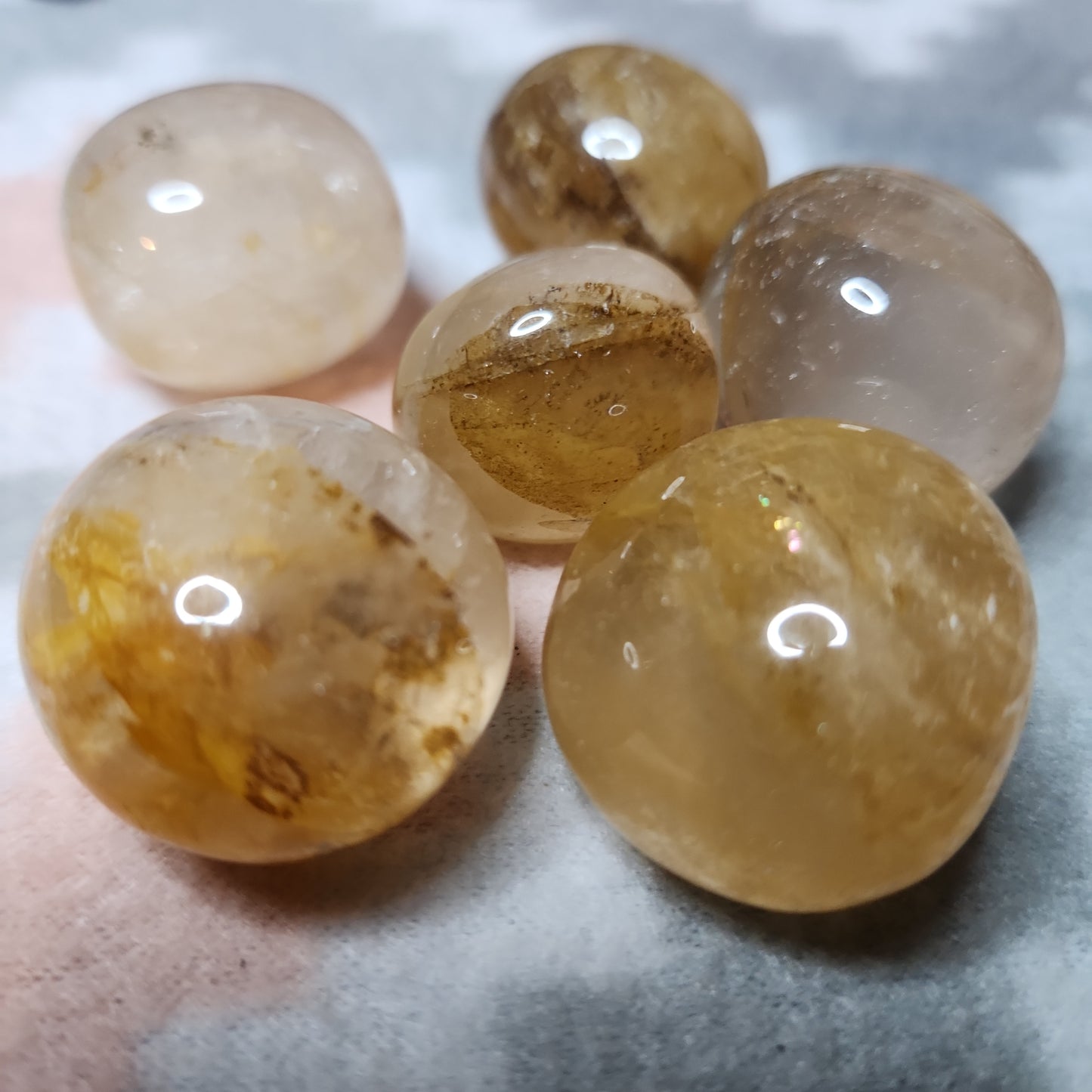 Golden healer quartz tumble