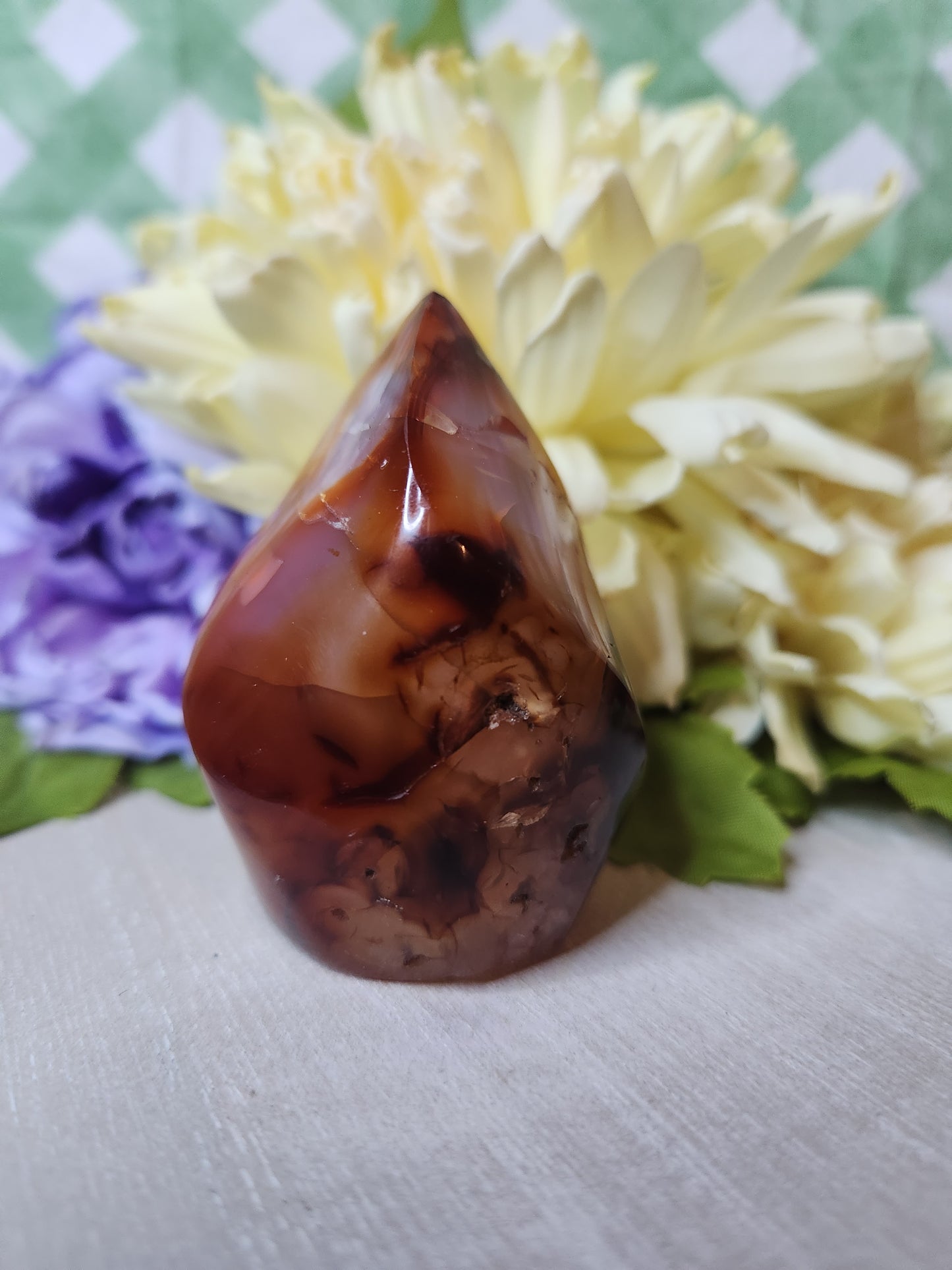 Carnelian flame (A)