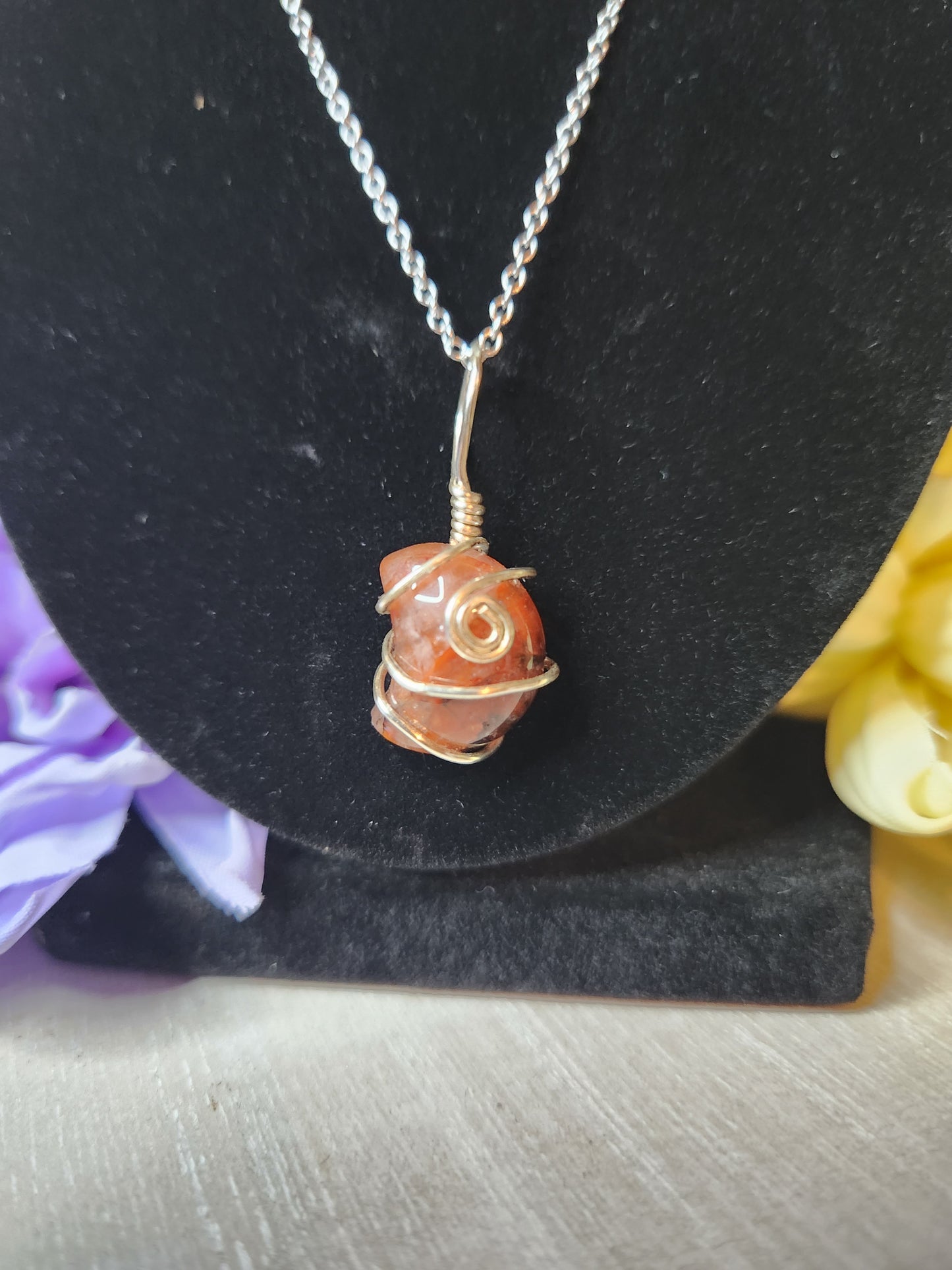 Fire quartz mini moon necklace