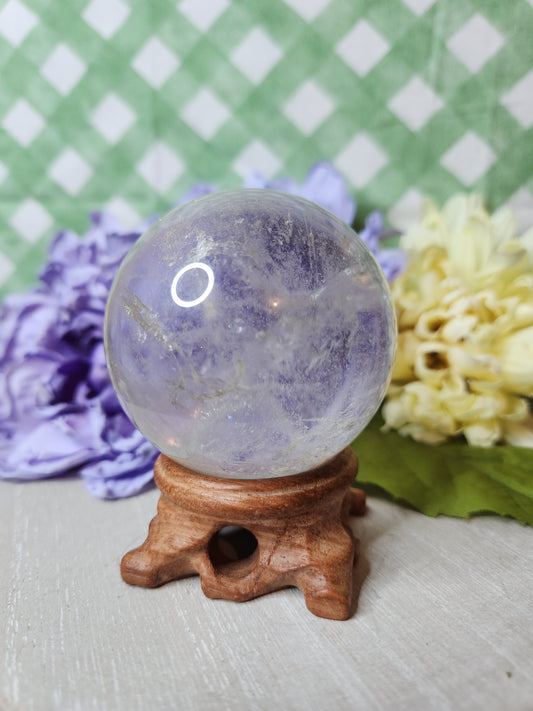 Clear quartz sphere (a)