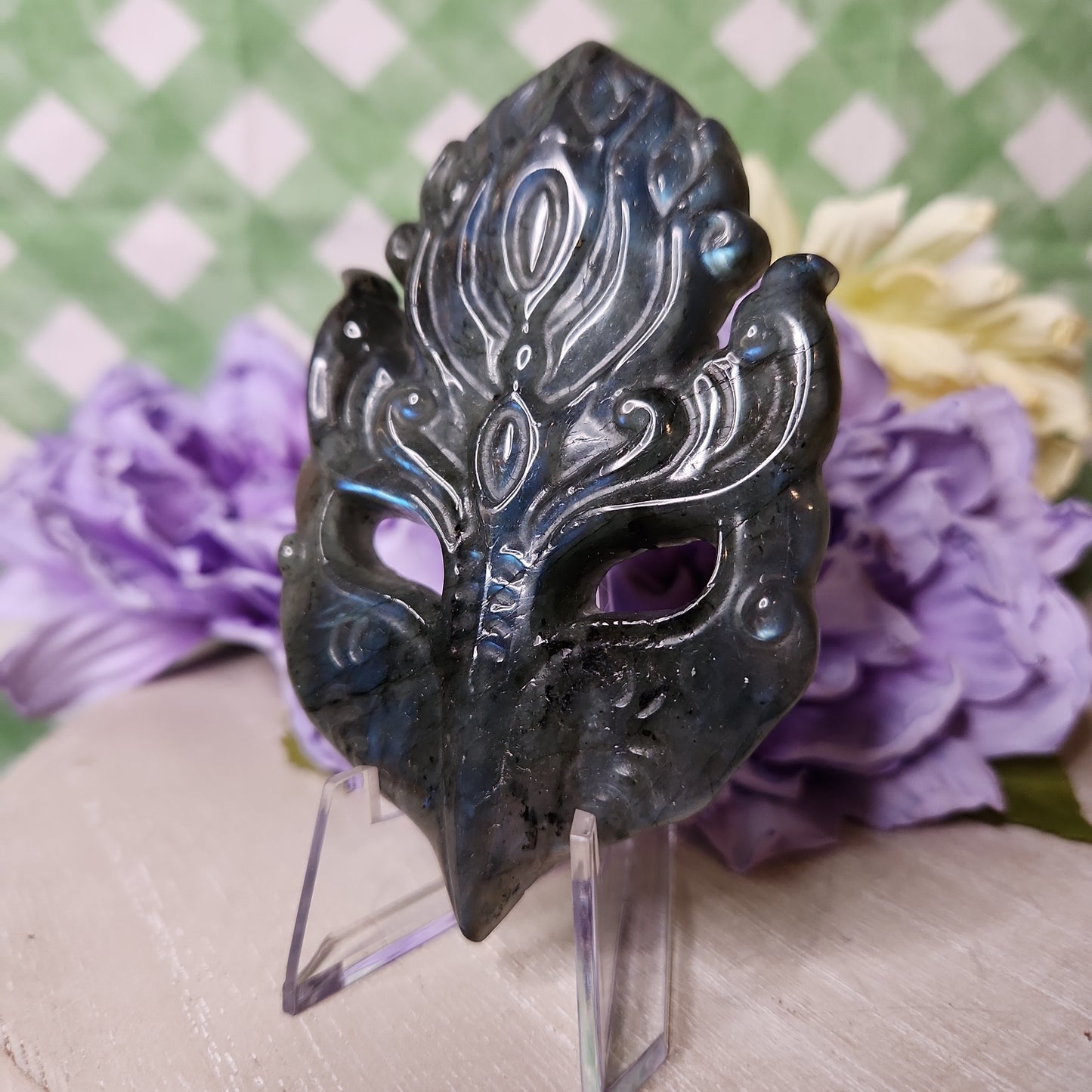 Labradorite mask carving (e)