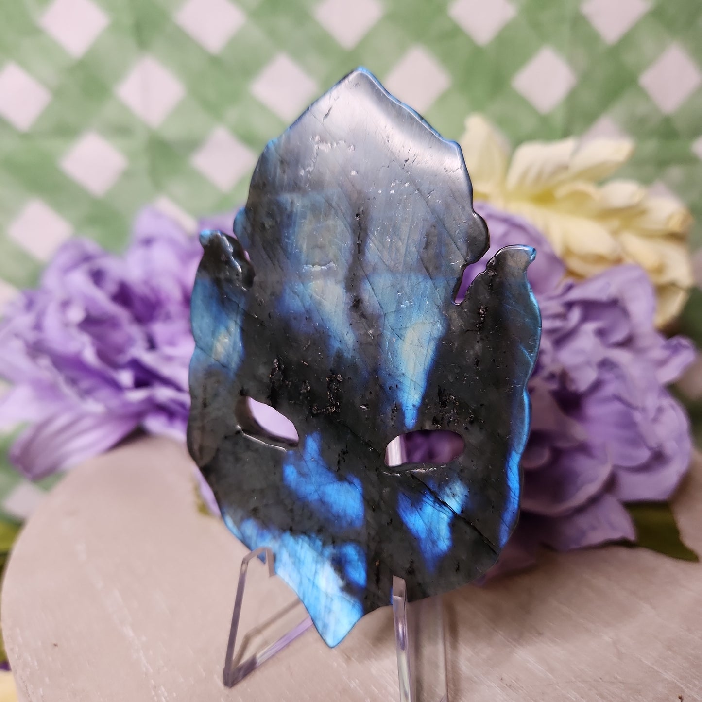 Labradorite mask carving (e)
