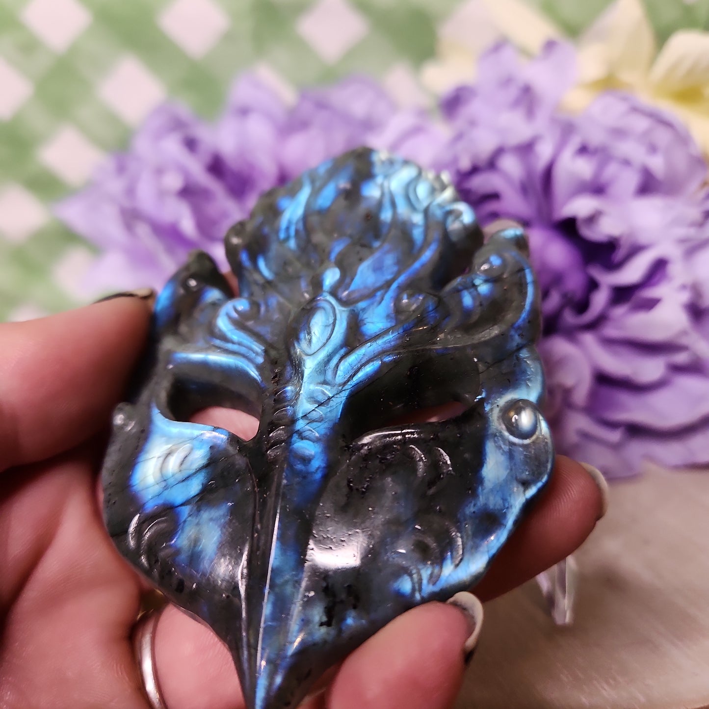 Labradorite mask carving (e)