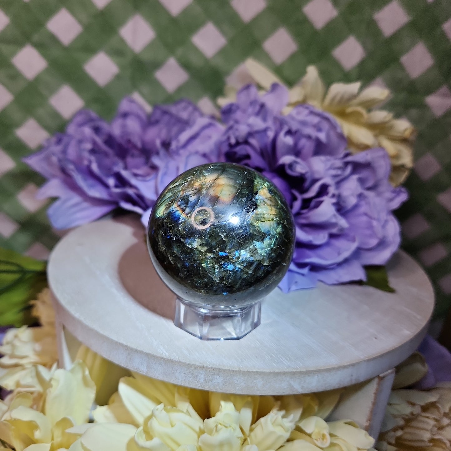 Labradorite sphere (d)