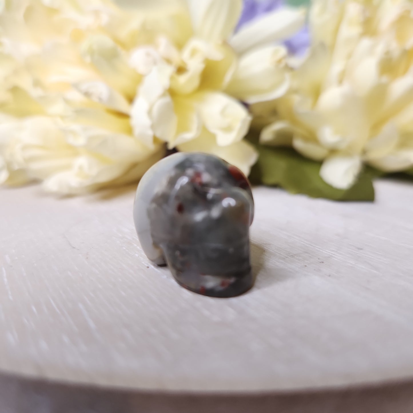 African bloodstone mini skull carving