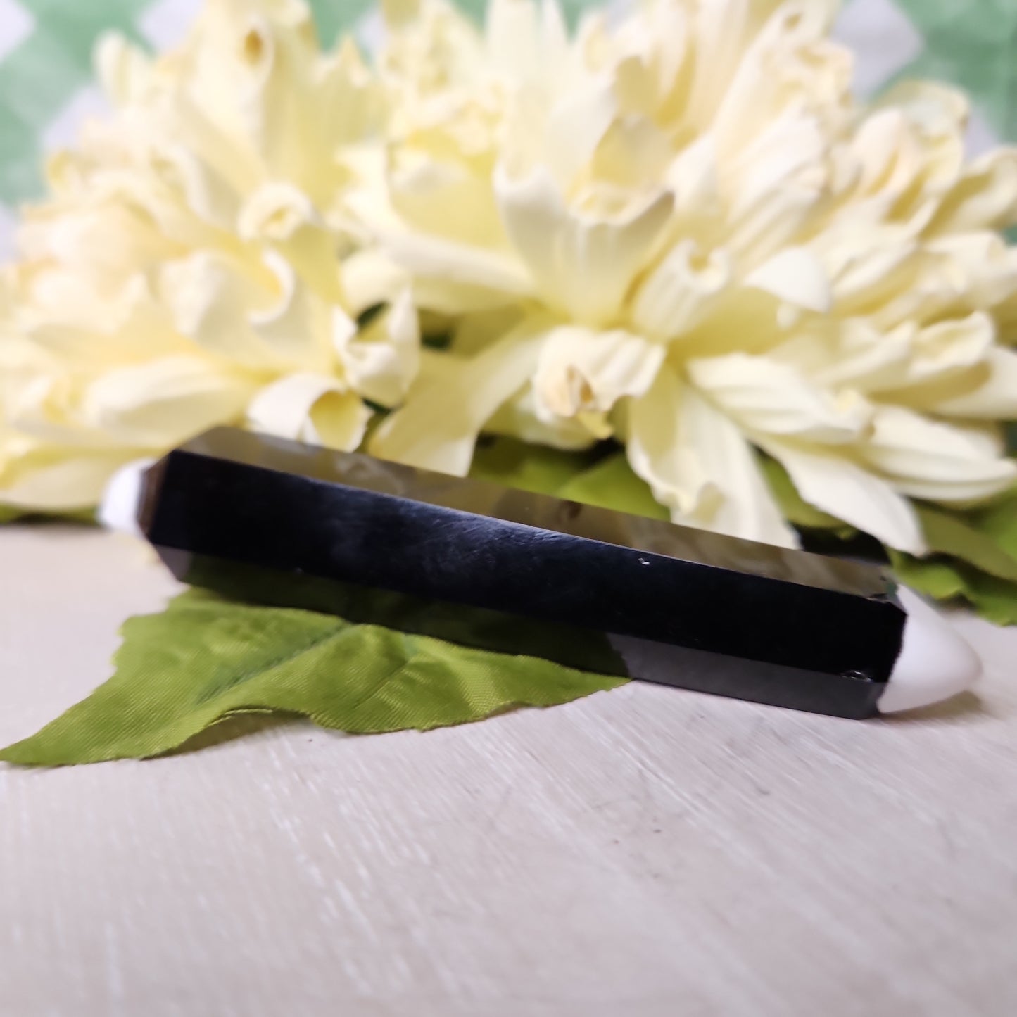 Black obsidian double point (b)