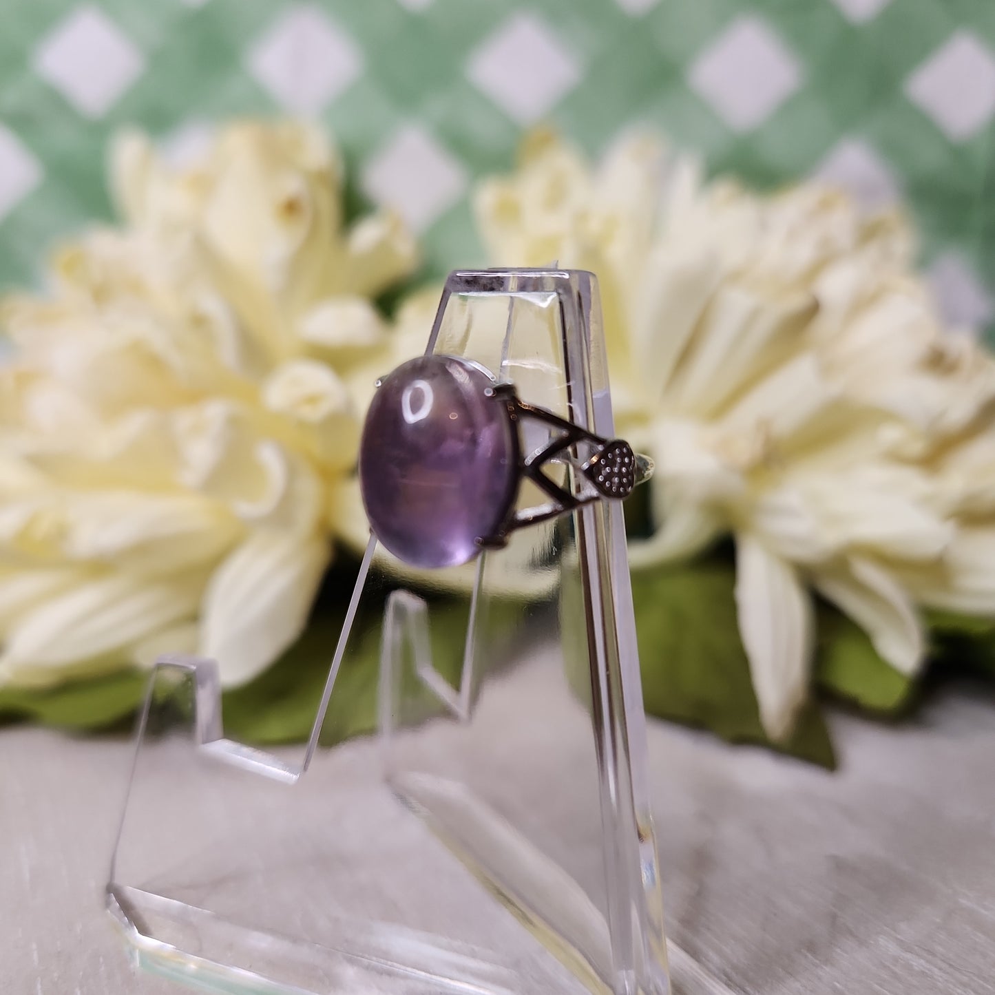 Fluorite ring (a)