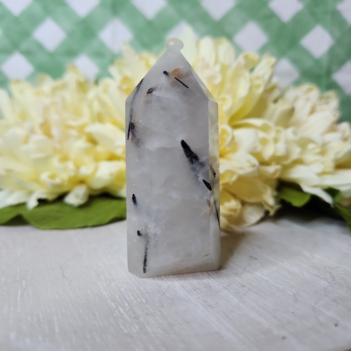 Black tourmalinated quartz tower