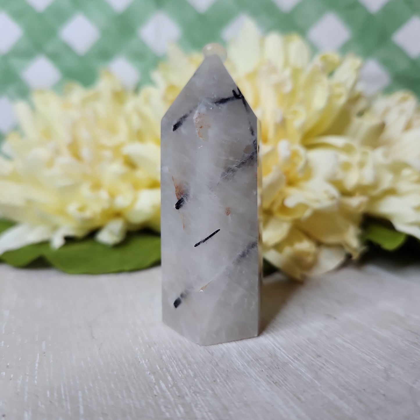 Black tourmalinated quartz tower