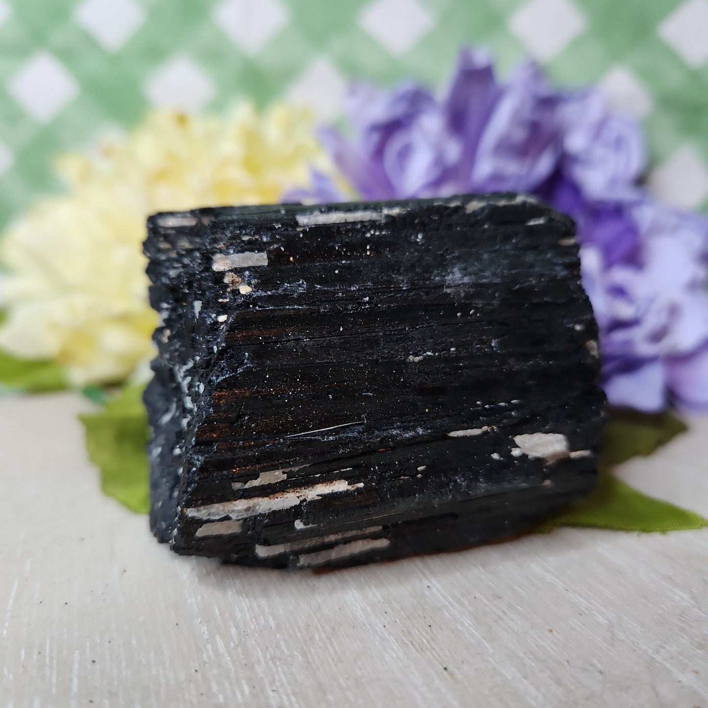 Black tourmaline specimen (d)