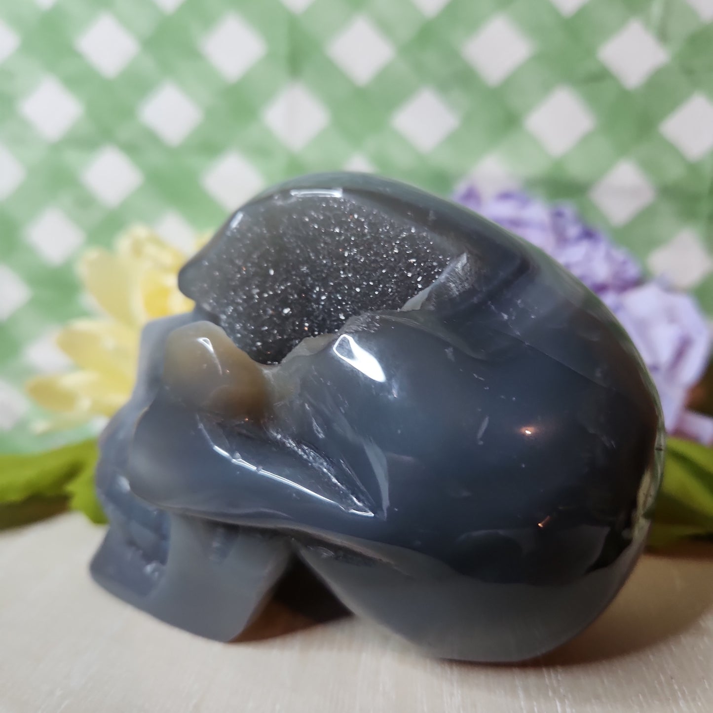 Druzy agate skull carving