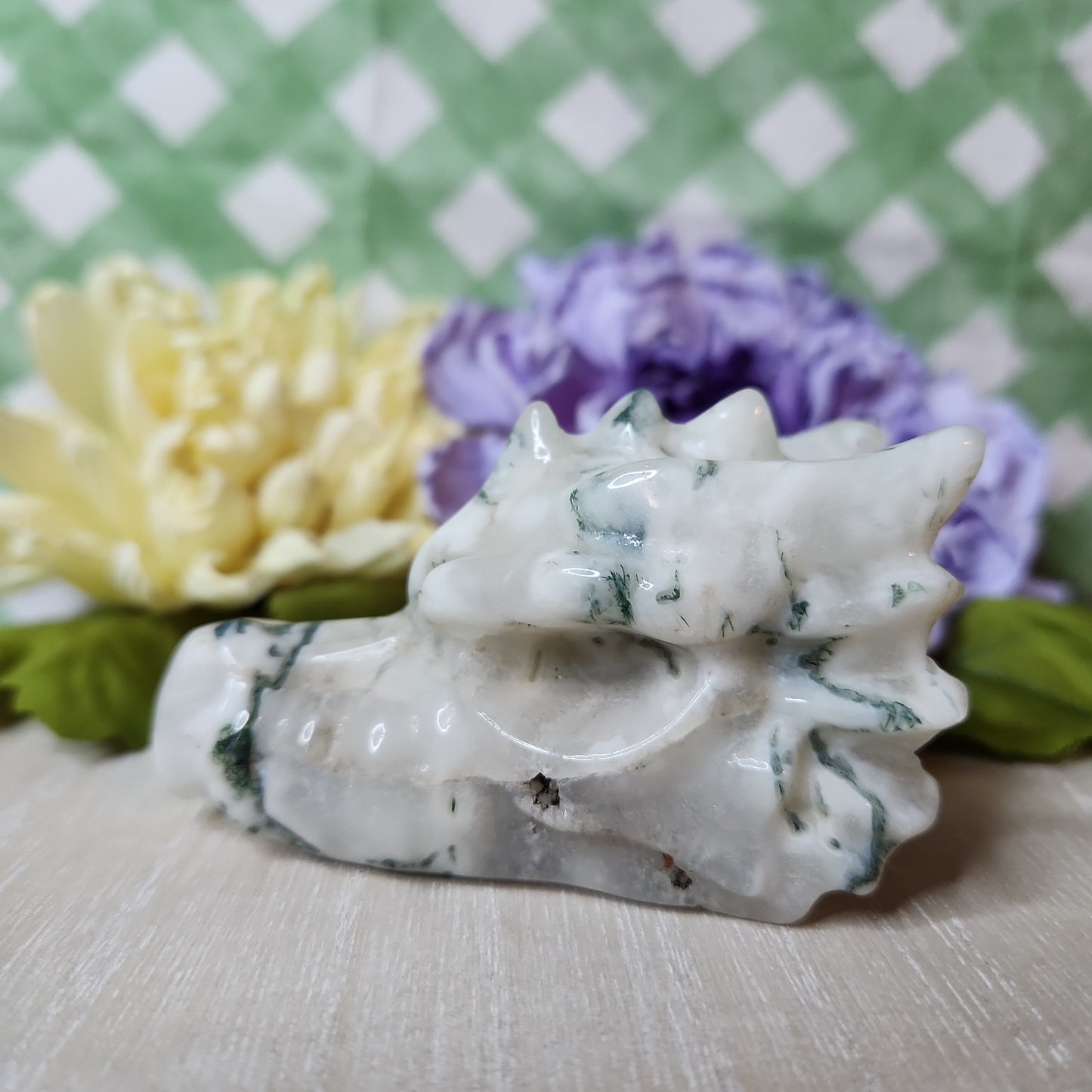 Moss agate dragon skull carving (a)