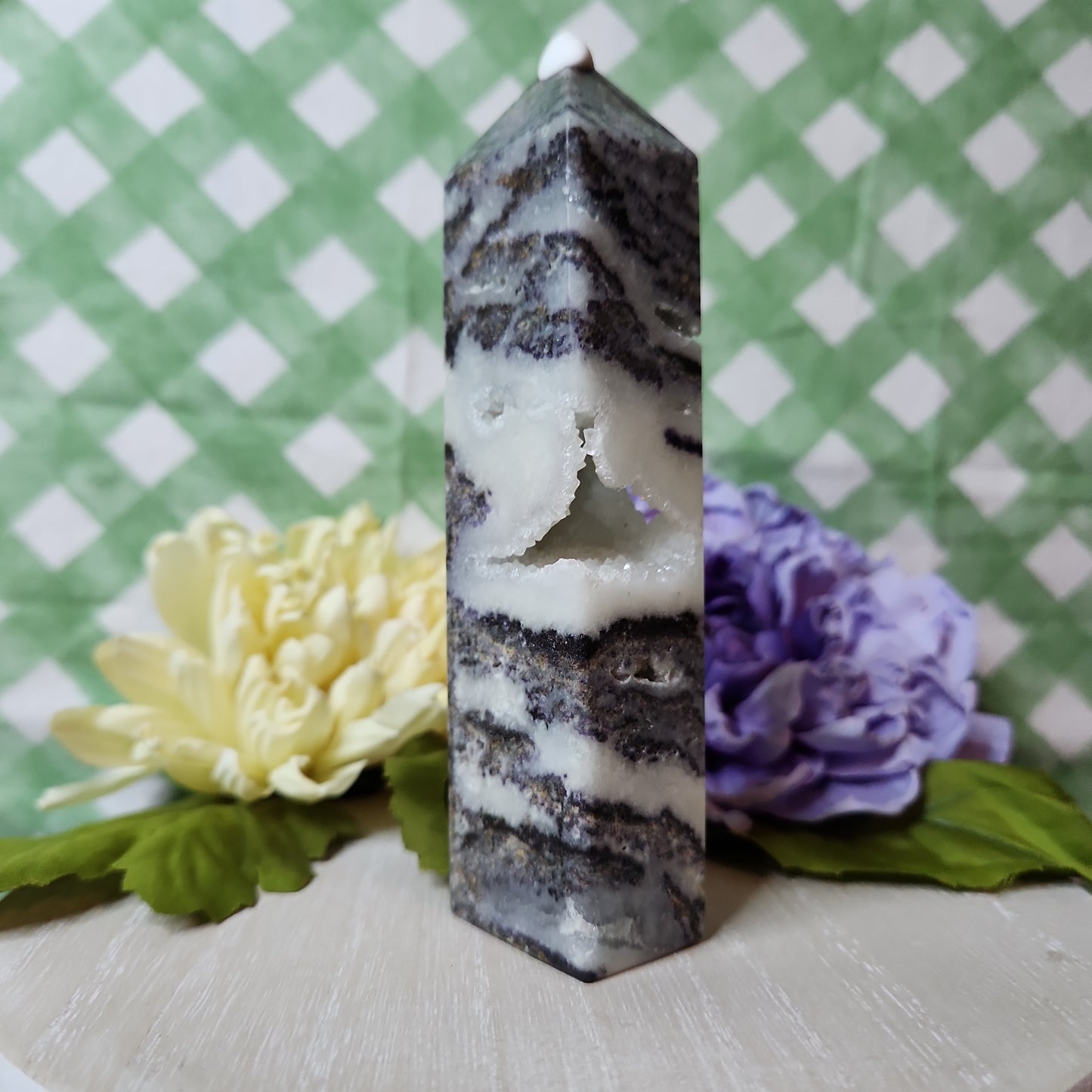 Purple sphalerite tower (b)