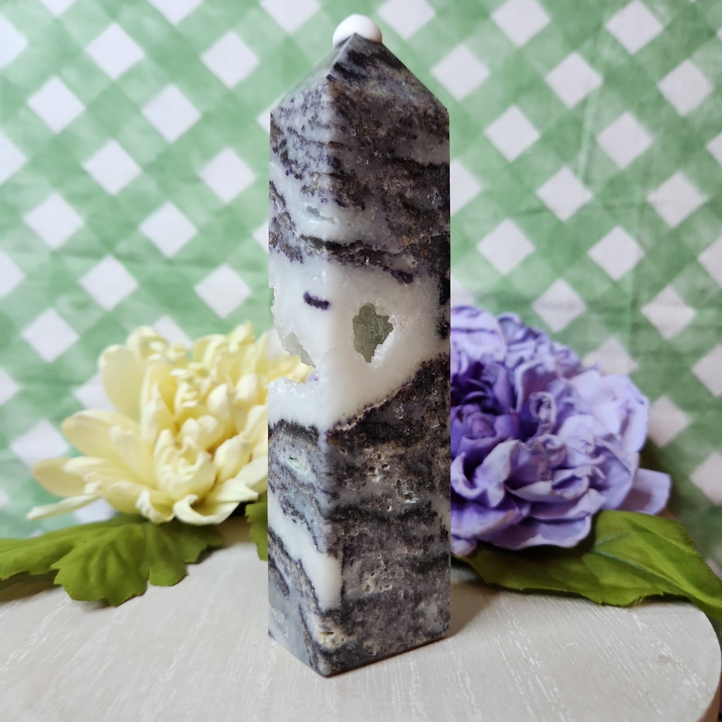 Purple sphalerite tower (b)