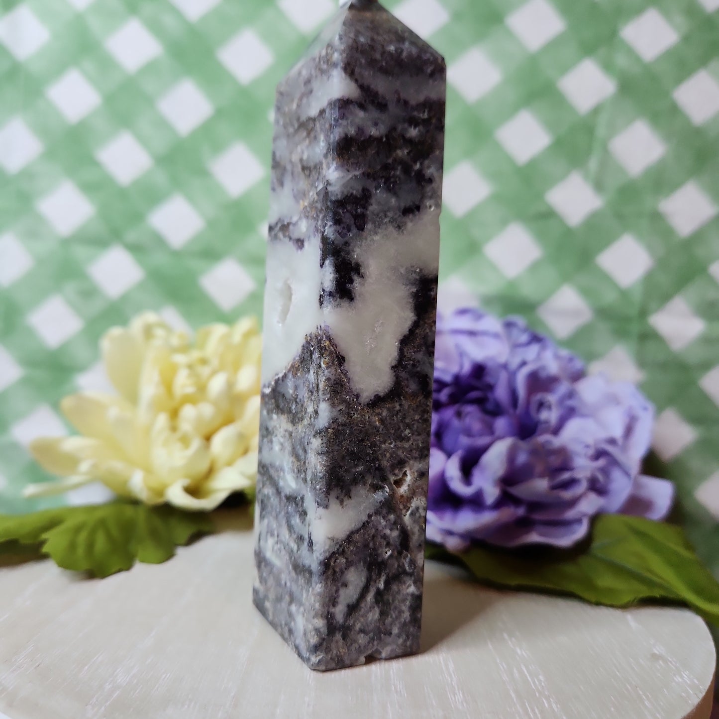 Purple sphalerite tower (b)