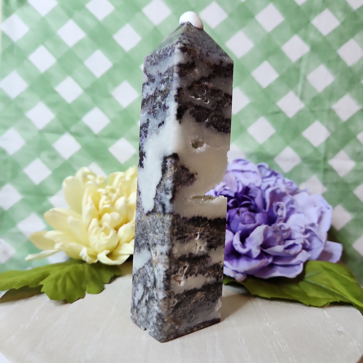 Purple sphalerite tower (b)