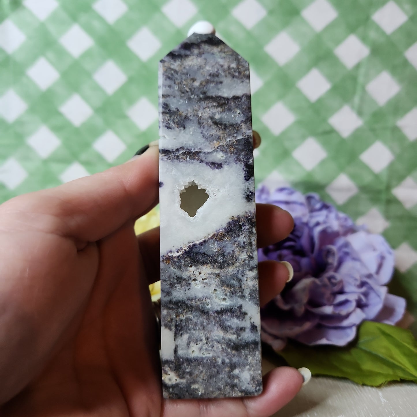 Purple sphalerite tower (b)