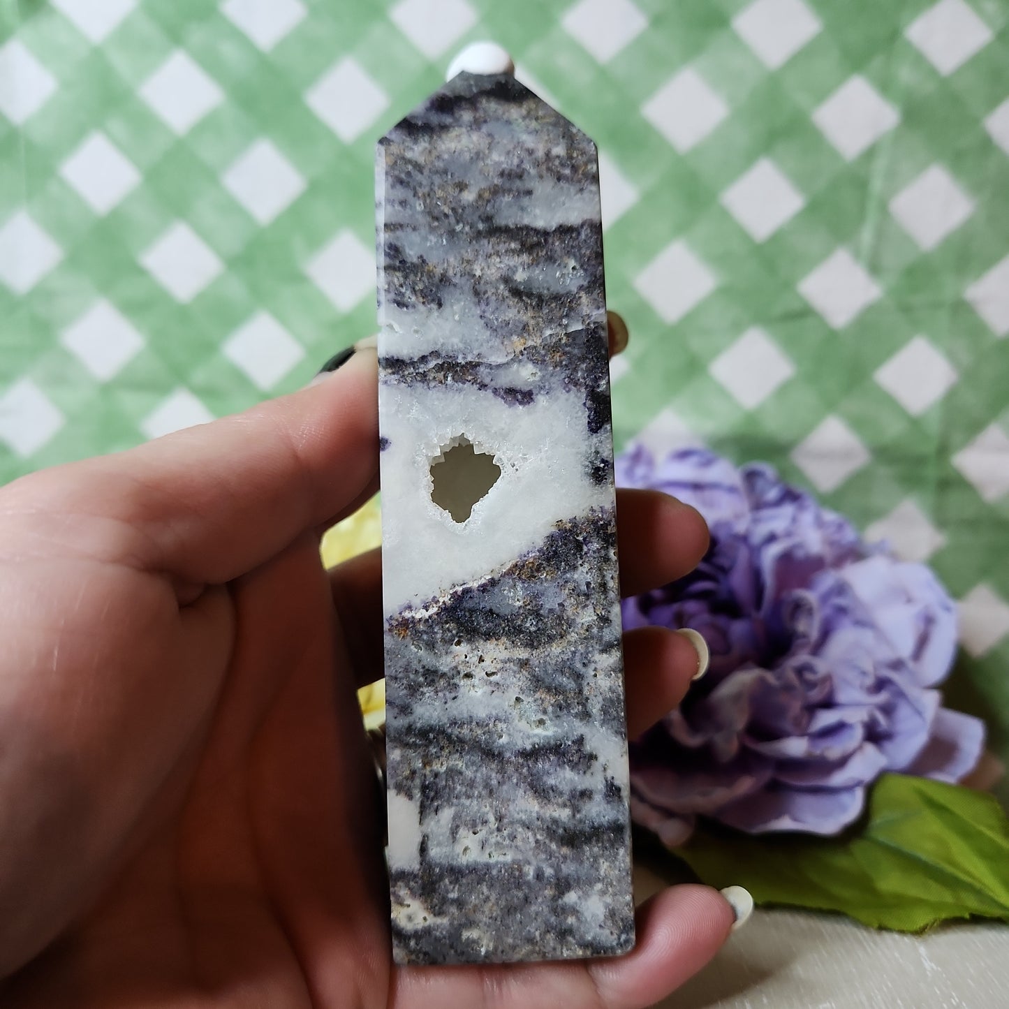 Purple sphalerite tower (b)