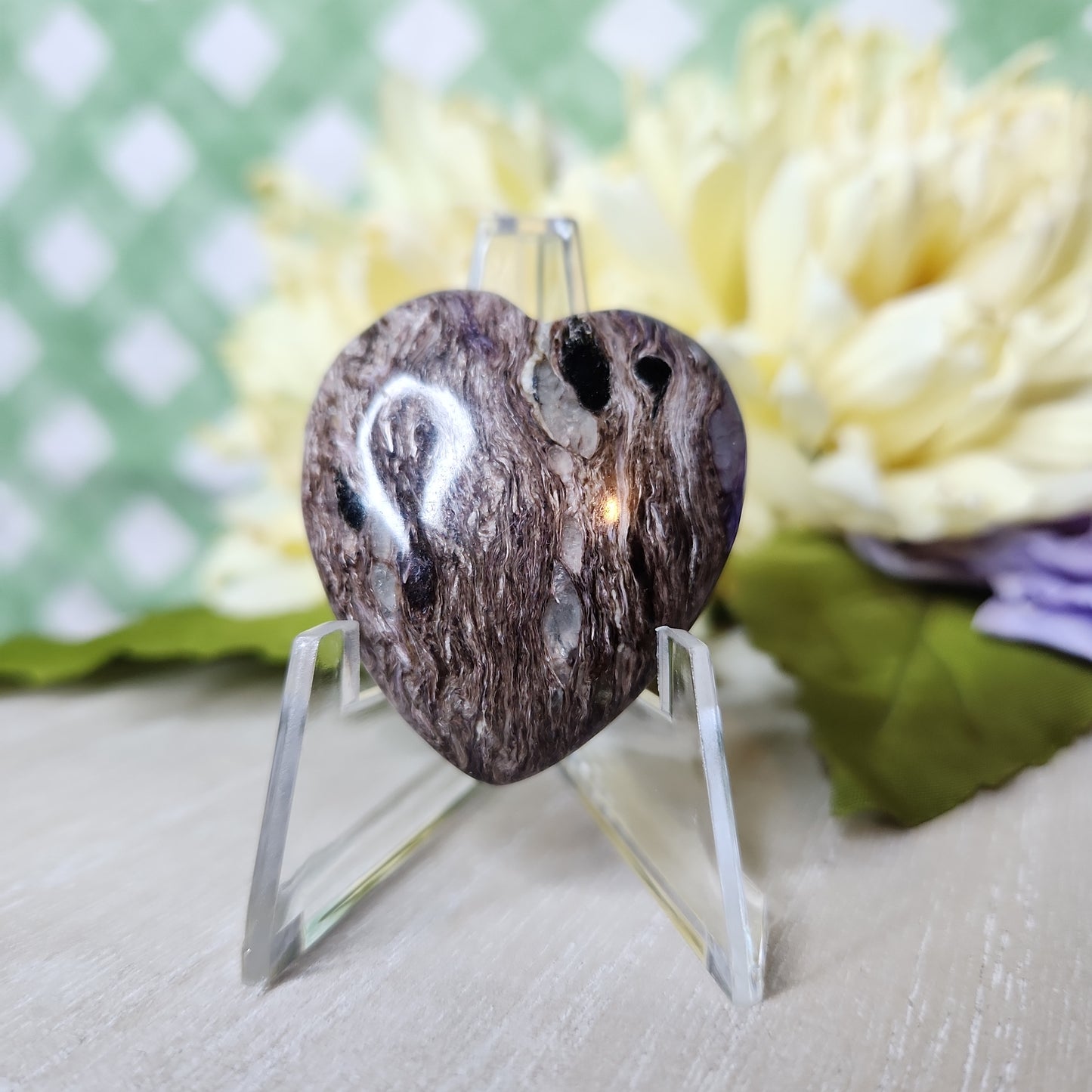 Charoite heart carving