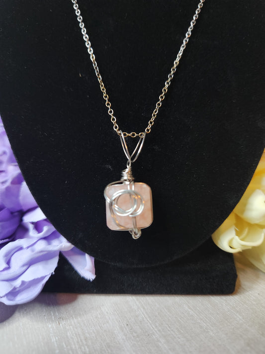 Fire quartz mini cube necklace (b)