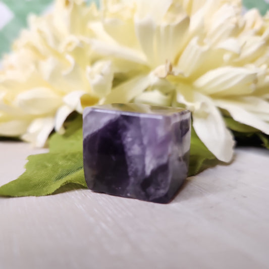 Amethyst cube