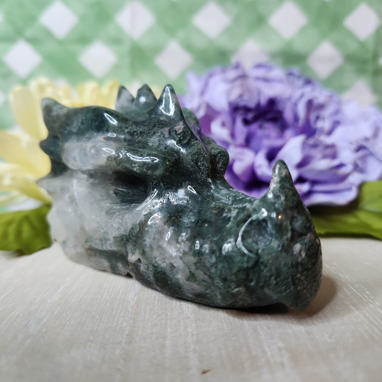 Moss agate dragon skull carving (c)