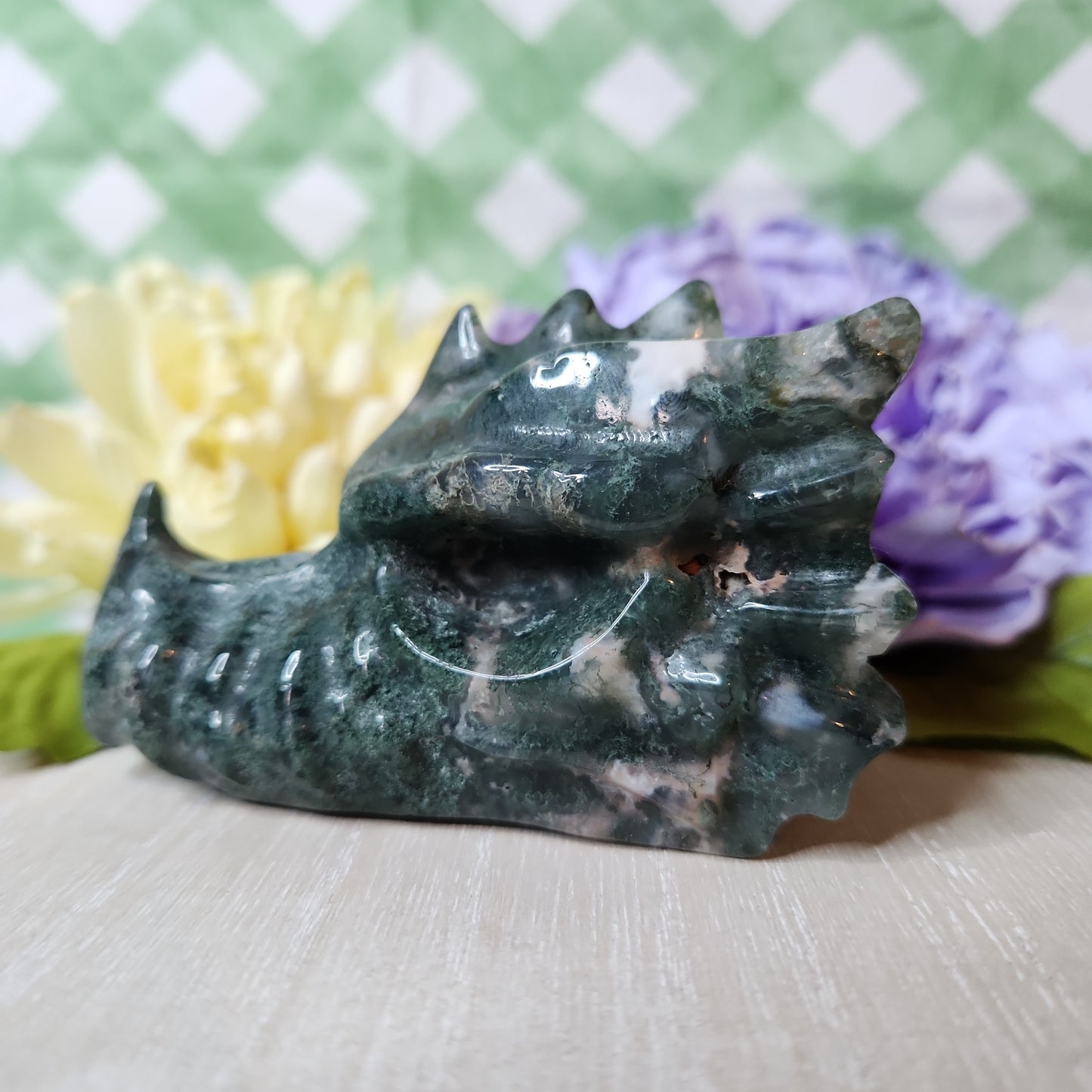 Moss agate dragon skull carving (c)